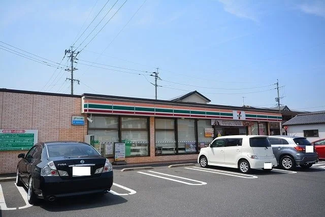 セブンイレブンまで350m