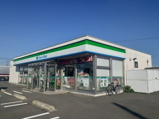 ファミリーマート石巻中浦店まで550m