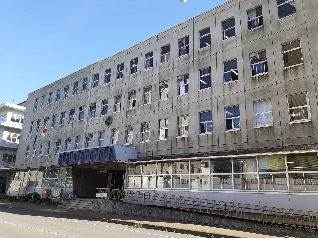 室蘭市役所まで900m