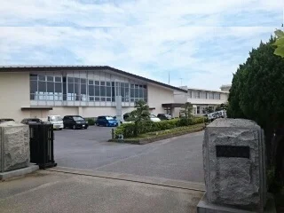 神栖市立柳川小学校まで280m