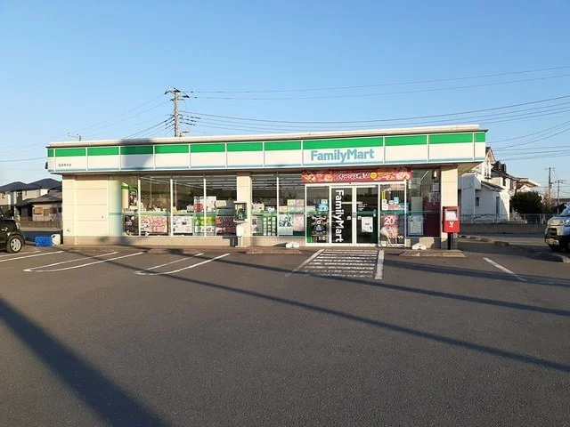 ファミリーマート富津青木店まで778m