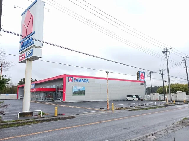 ヤマダデンキ テックランドいすまで240m