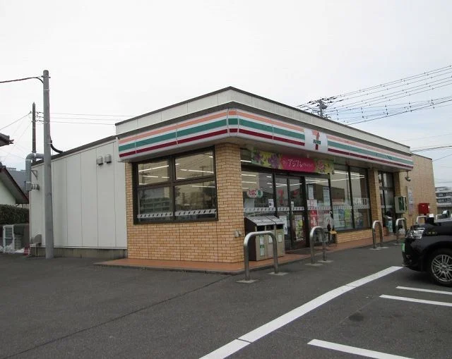 セブンイレブン茂原八千代店まで1100m