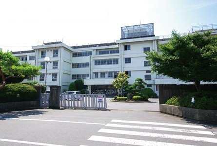 南中学校まで500m