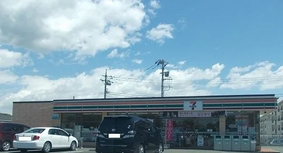 セブンイレブンまで494m