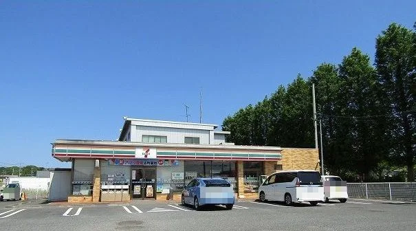 セブンイレブン早野店まで700m
