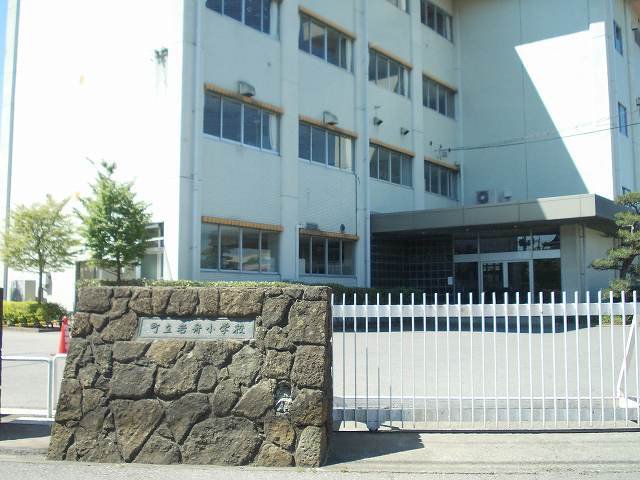 岩舟小学校様まで700m