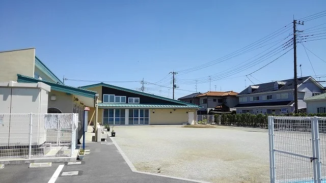 市立こすもす保育園まで1900m