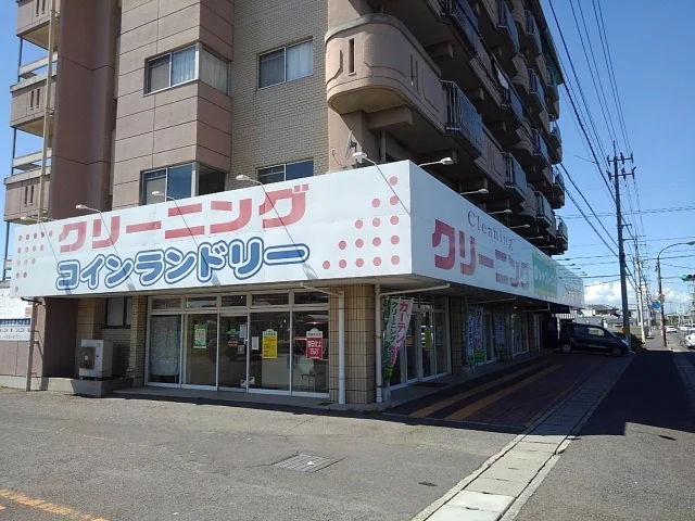 大杉ドライ丸亀店まで1100m