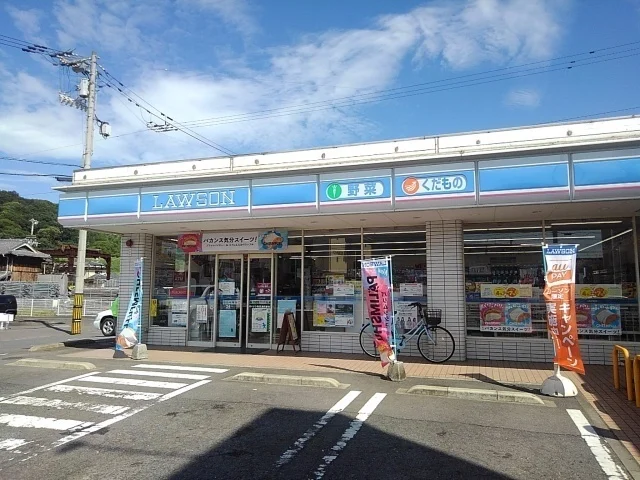 ローソン多度津町東白方店まで2400m