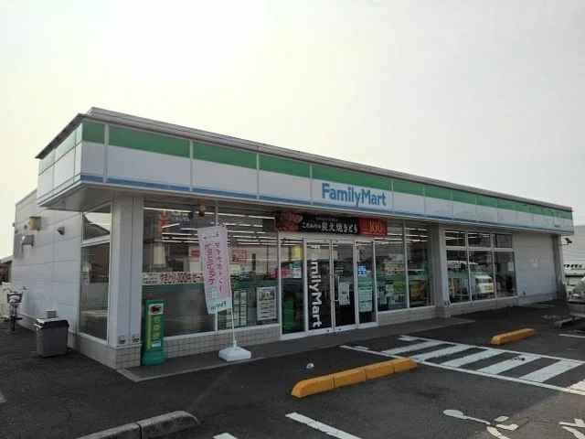 ファミリーマート丸亀金倉町店まで550m