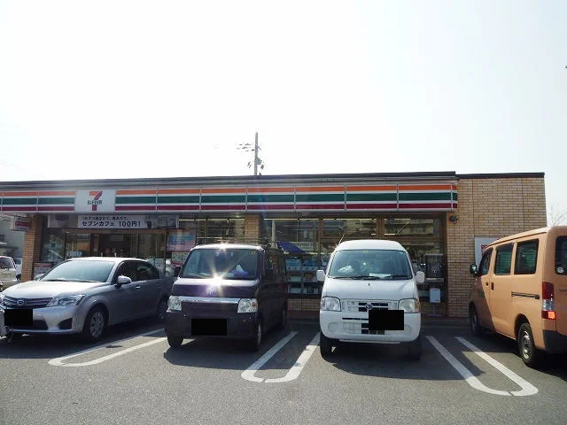 セブンイレブン明姫藤江店まで800m