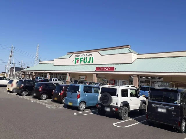 フジ本郷店様まで450m