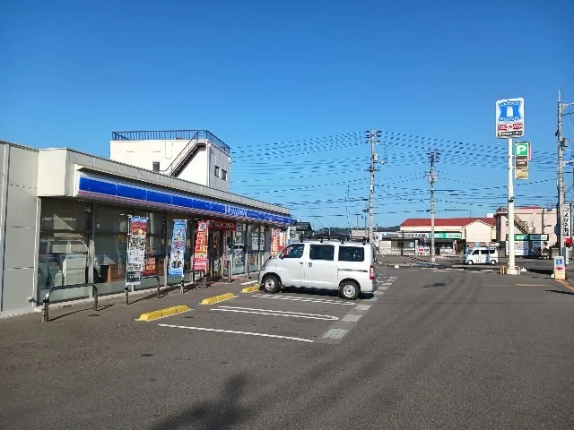 ローソン新居浜松原町店まで550m