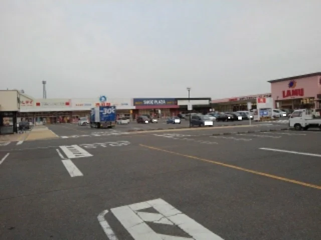 フレスポ西条まで2000m