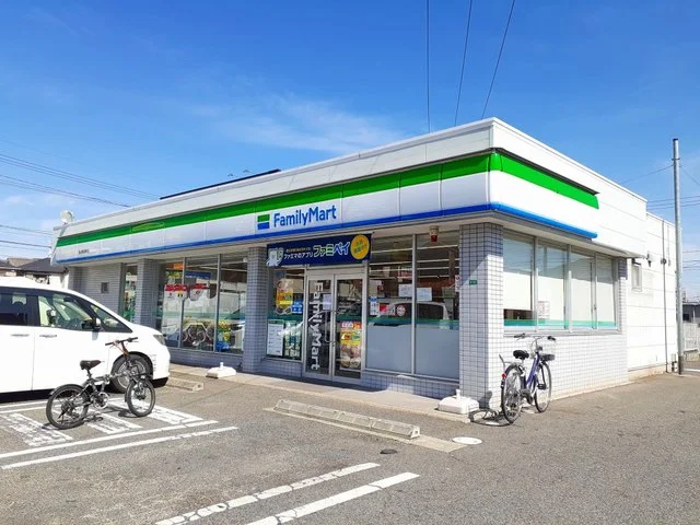 ファミリーマート福山東深津町店まで350m