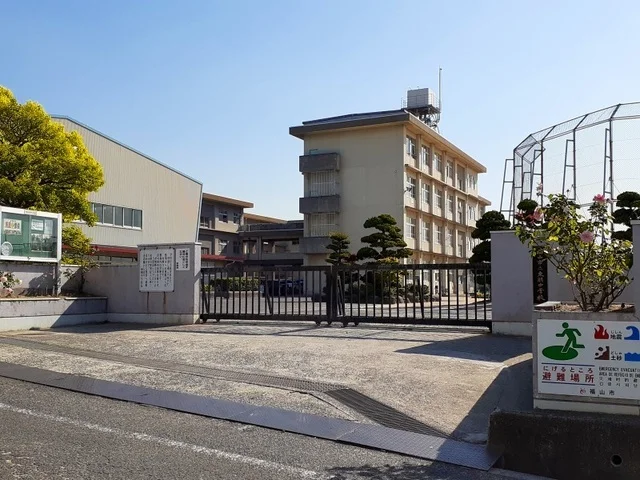 福山市立東朋中学校まで600m