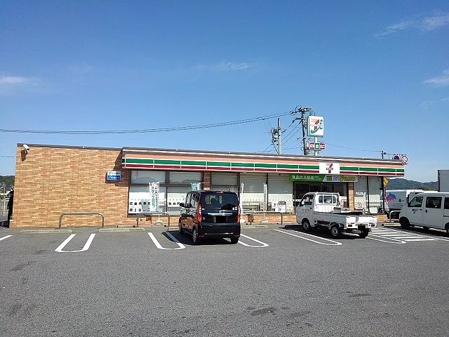 セブンイレブン三原長谷店まで350m