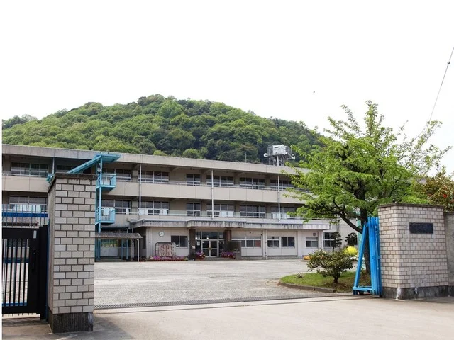 連島北小学校まで650m