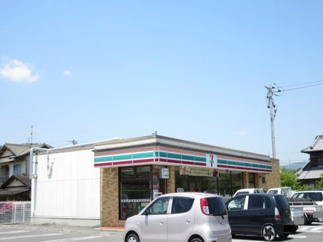セブンイレブン倉敷玉島勇崎店まで2000m