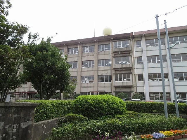 明治北小学校まで350m