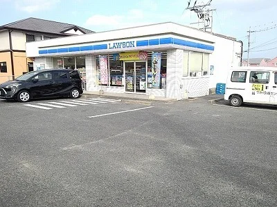 ローソン鳥栖村田町店まで800m