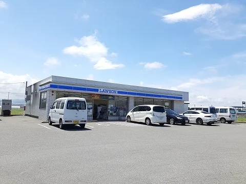 ローソン那賀川町北中島店さんまで900m