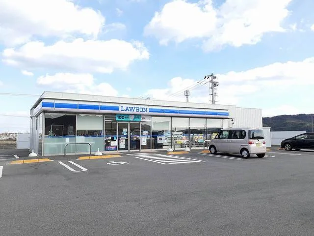 ローソン北の脇海水浴場口店さんまで400m