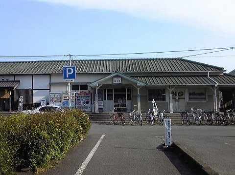 ＪＲ蔵本駅まで220m