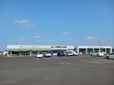 ＪＡ香川県グリーンピア岡本まで1100m
