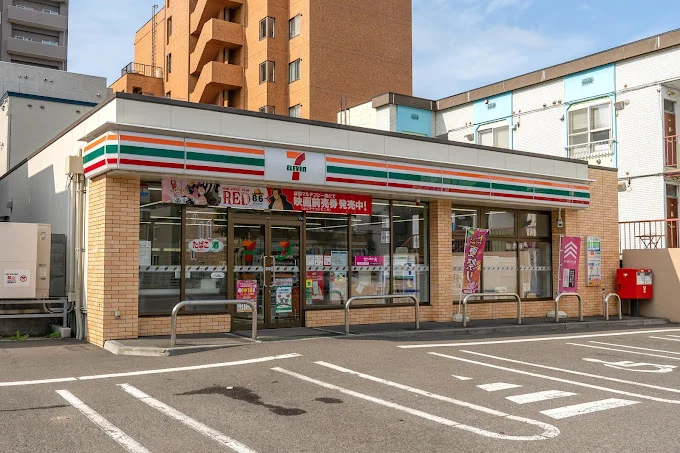 セブン-イレブンまで150m