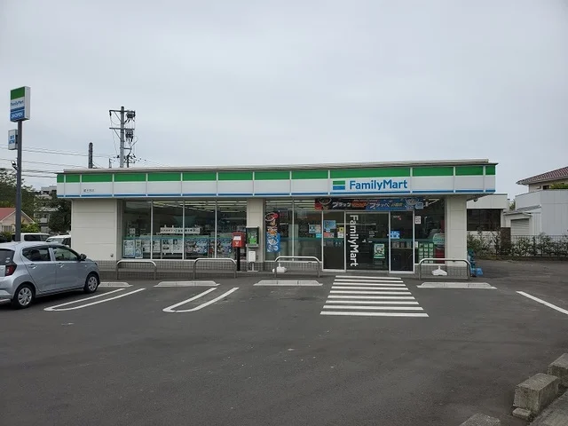 ファミリーマート蔵王宮店まで2700m