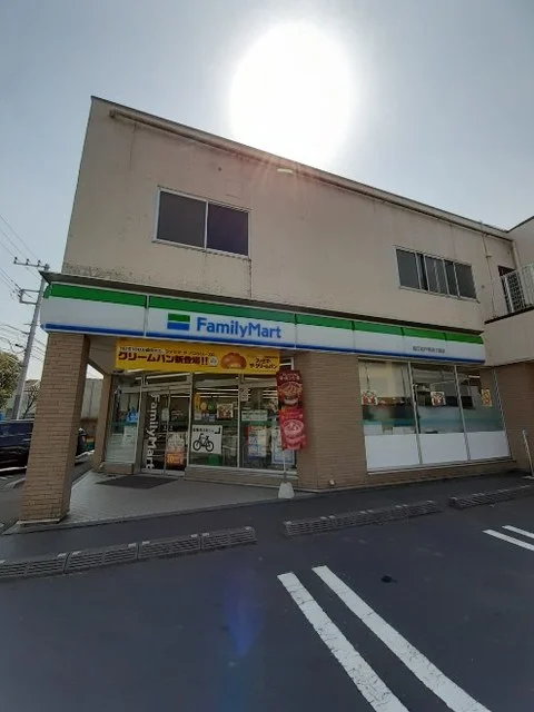 ファミリーマート岩戸南四丁目店まで450m