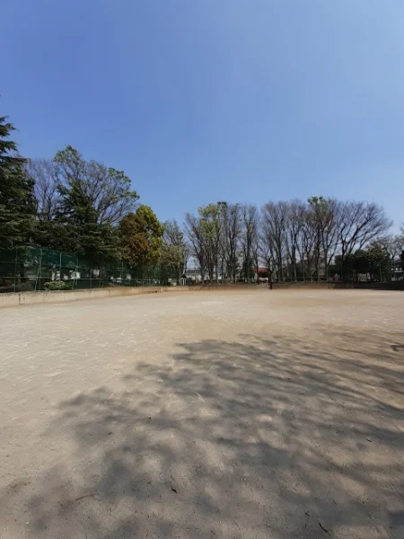 世田谷区立喜多見公園まで84m