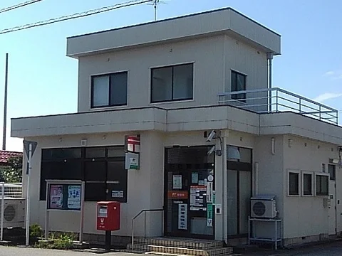 石田郵便局まで300m