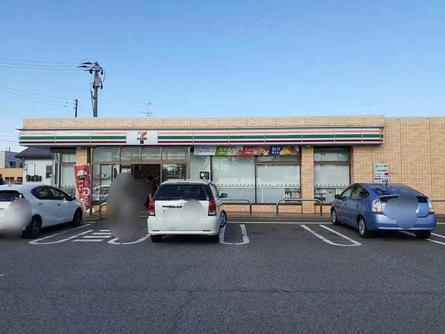 セブンイレブン五泉三本木店まで1600m