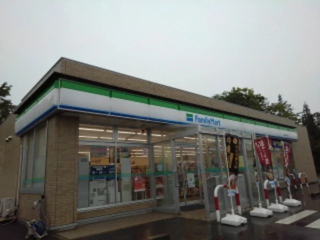 ファミリーマート新潟中之口店まで2100m