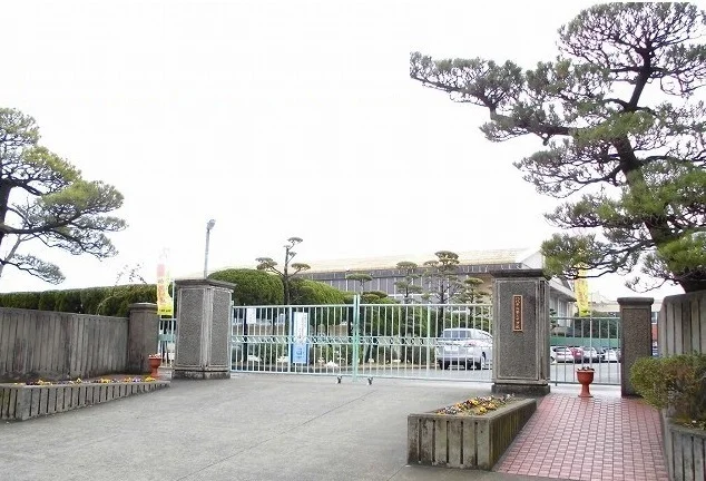 八代第三中学校まで1650m