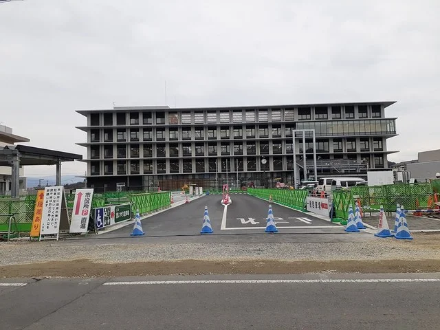 人吉市役所まで2200m