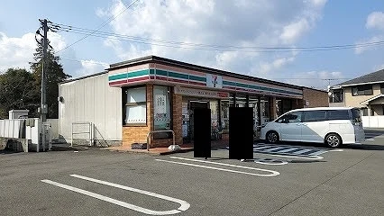 セブンイレブン 人吉瓦屋町店まで1000m