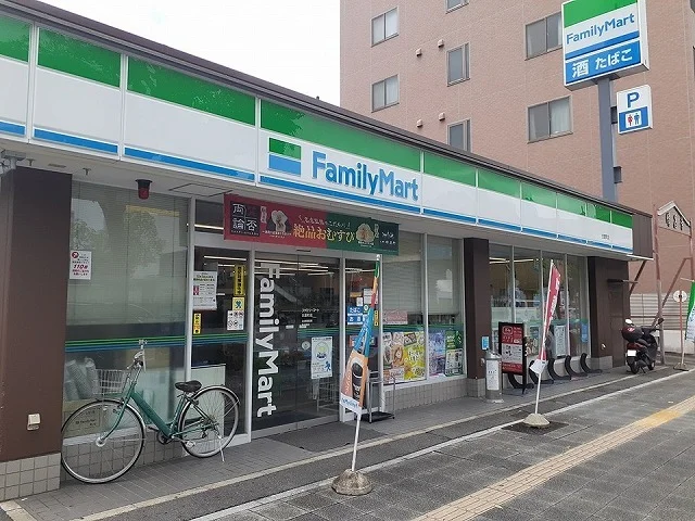 ファミリーマート古渡町店まで600m
