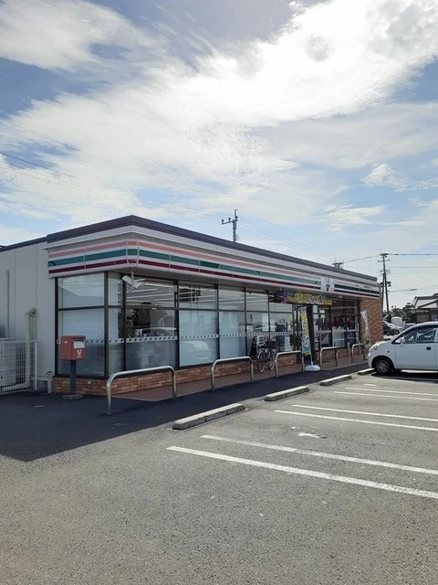 セブンイレブン八代永碇店まで700m