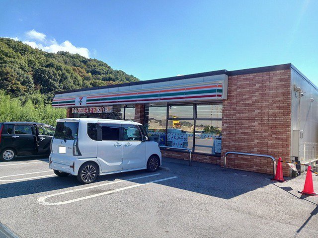セブンイレブン彦根大堀町店様まで920m