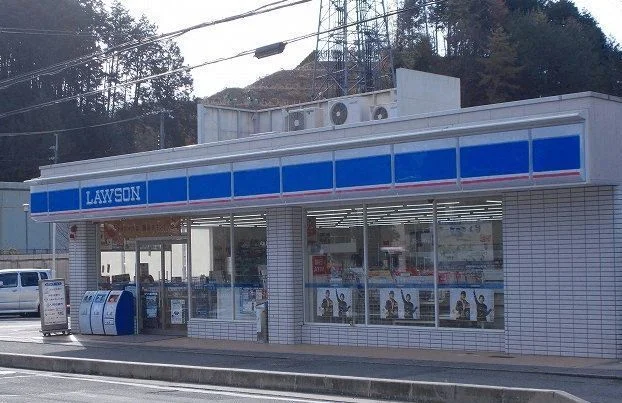 ローソンまで450m