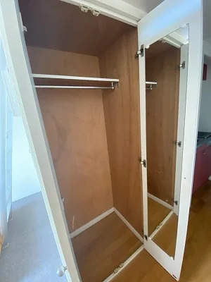 クローゼット鏡付き