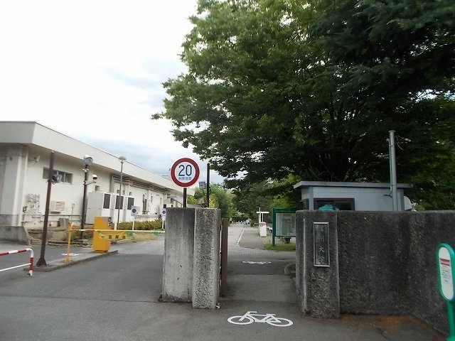 信州大学まで2000m