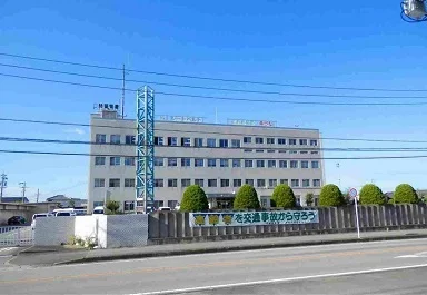 伊勢警察まで2000m