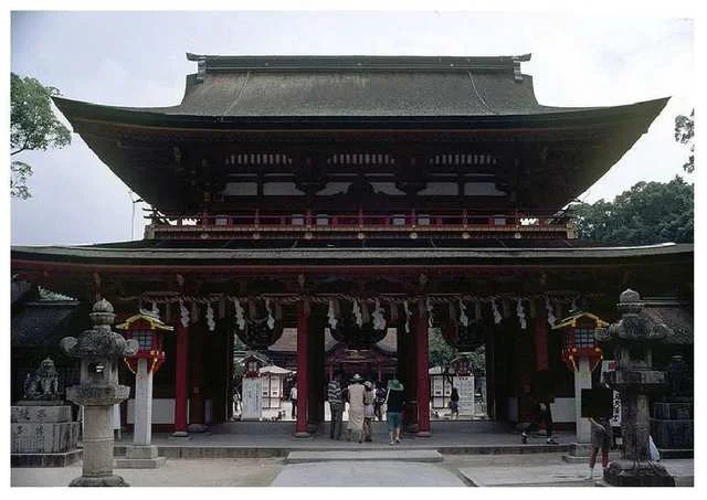 太宰府天満宮まで2100m