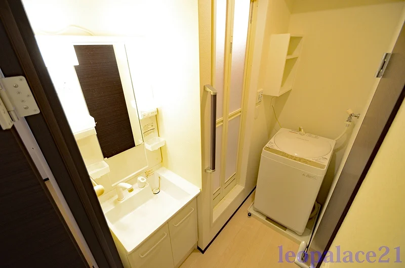 洗濯機　(実際と異なる場合が御座います)