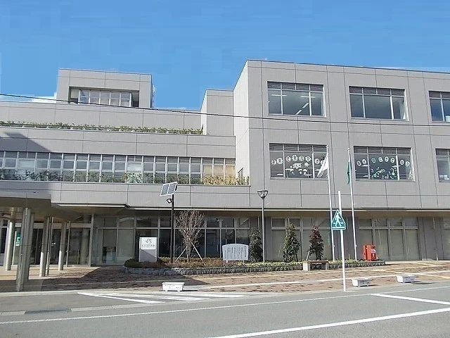 北部市民サービスセンターまで1647m